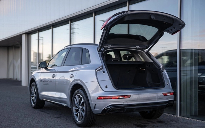 Audi Q5 cena 244900 przebieg: 2860, rok produkcji 2023 z Chmielnik małe 466